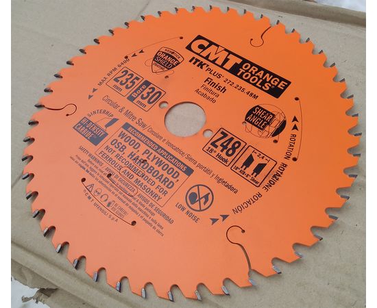 Sagblad for tre CMT 272; 235x2,4x30,0 mm; Z48; 18°
